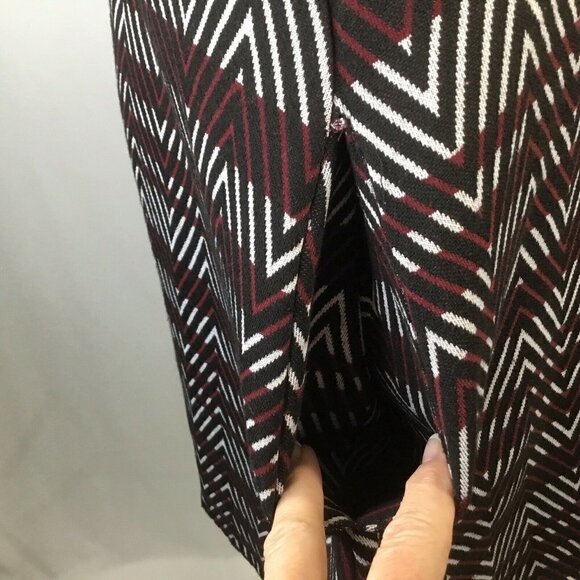 Swing dress~Loose Fit~Stretch Knit~Pockets~Chevron - Picture 7 of 10